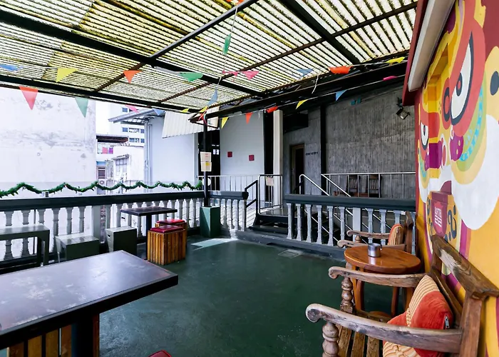 Hostal Loftel 22 *