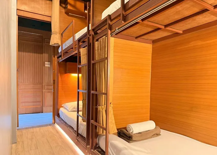 Hostal Loftel 22 *